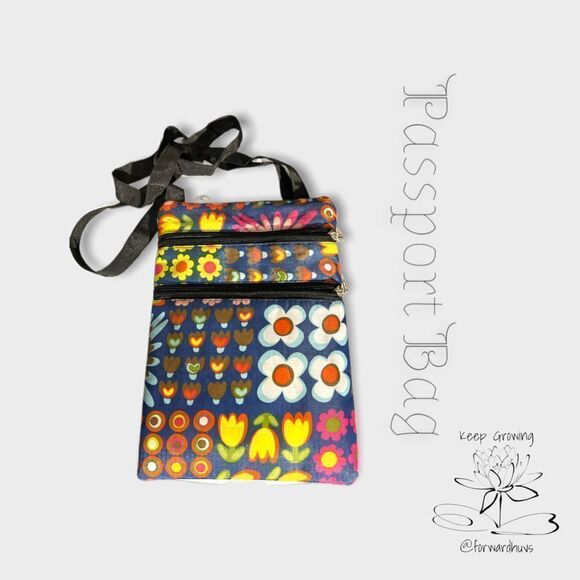 Unbranded Floral Crossbody - Passport Style Bag - Picture 3 of 11